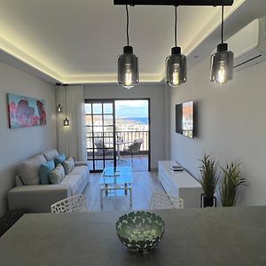 Boutique One Bed Sea Views And Free Wifi